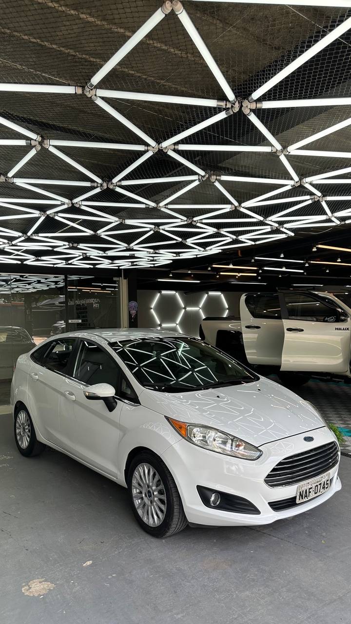 FORD FIESTA SEDAN TITANIUM 1.6 FLEX POWERSHIFT AUT